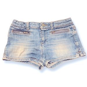 Gucci Girl’s Denim Shorts. Light blue. Size 8.